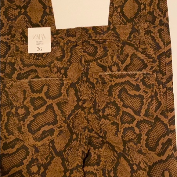 Zara Brown Snakeskin Print Jean - Picture 6 of 11